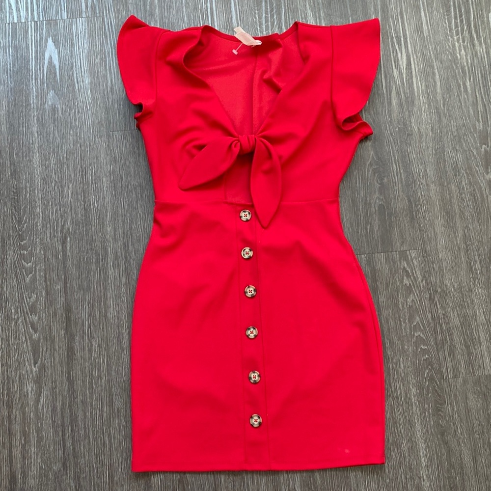 Super cute short dress!